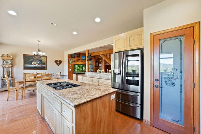 2004 Bruin Trl, Placerville, CA 95667