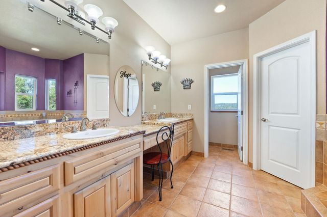 2004 Bruin Trl, Placerville, CA 95667