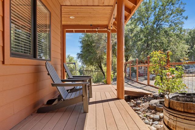 2004 Bruin Trl, Placerville, CA 95667