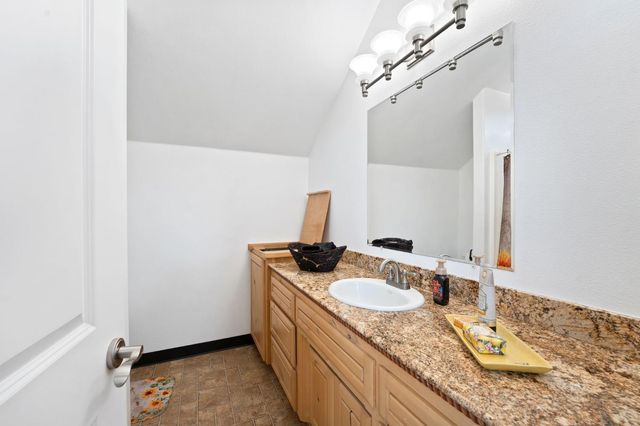 2004 Bruin Trl, Placerville, CA 95667