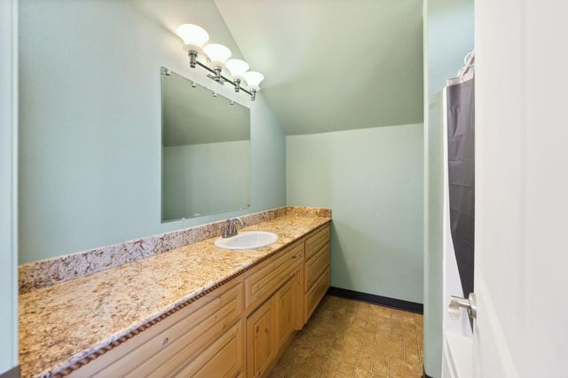 2004 Bruin Trl, Placerville, CA 95667