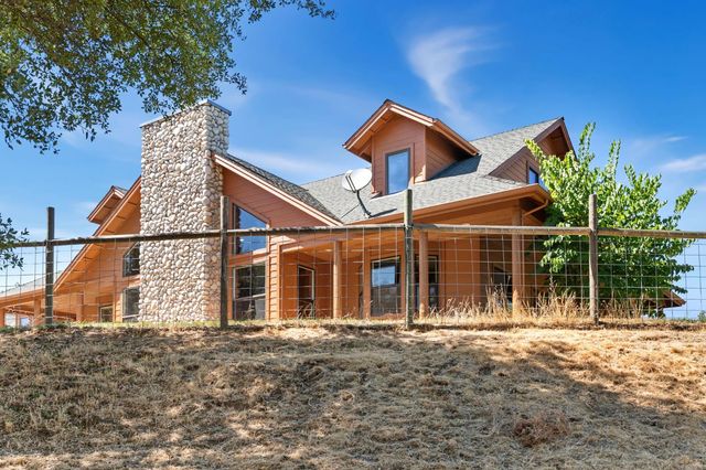 2004 Bruin Trl, Placerville, CA 95667