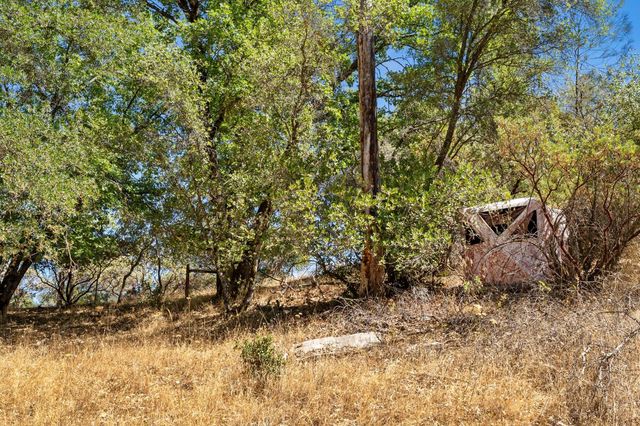 2004 Bruin Trl, Placerville, CA 95667