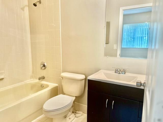 8214 SW 29th Street 104, Miramar, FL 33025