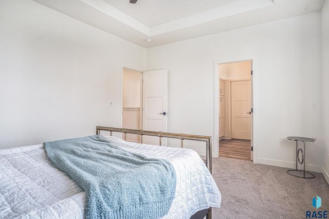 6416 S Hannby Trl Trail, Sioux Falls, SD 57106