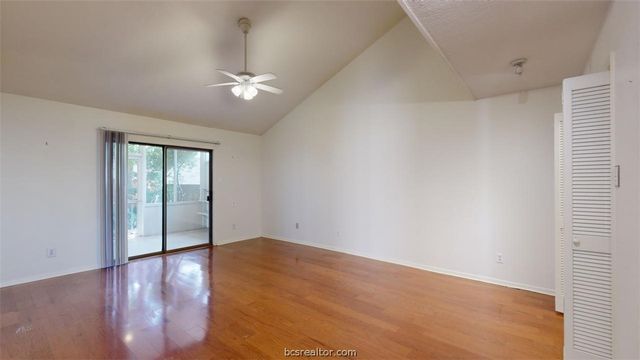 3004 Gleneagles Court, Bryan, TX 77802