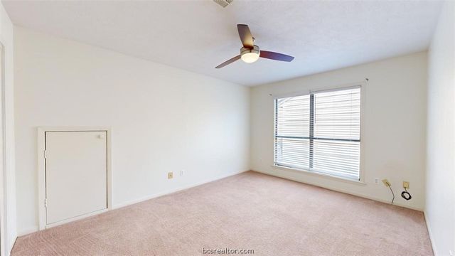 3004 Gleneagles Court, Bryan, TX 77802