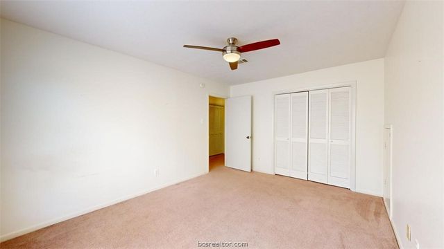 3004 Gleneagles Court, Bryan, TX 77802
