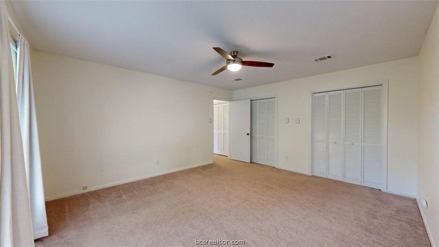 3004 Gleneagles Court, Bryan, TX 77802