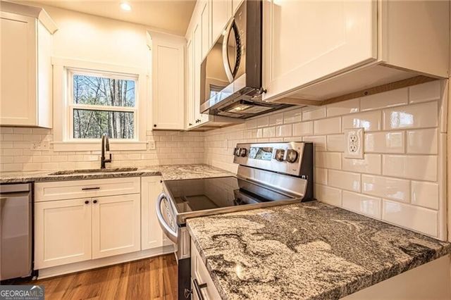 100 Kings Crossing Drive, Dawsonville, GA 30534