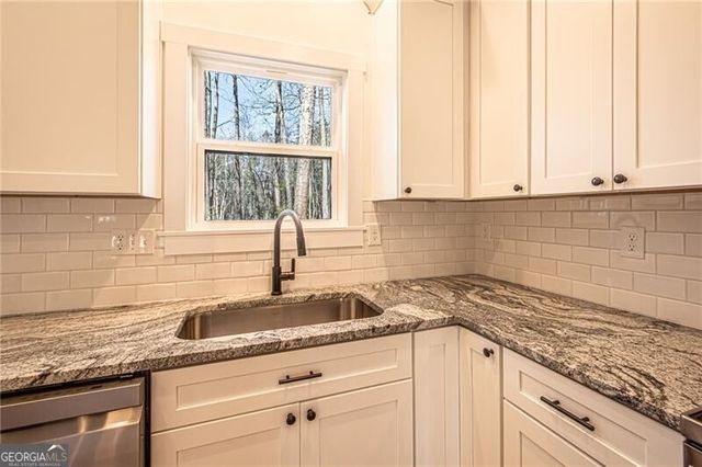 100 Kings Crossing Drive, Dawsonville, GA 30534