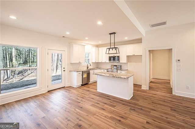 100 Kings Crossing Drive, Dawsonville, GA 30534