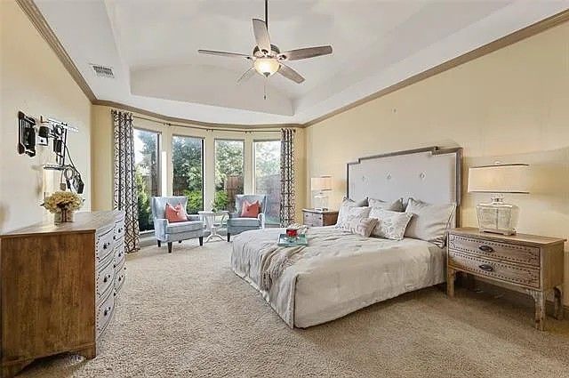 2408 Lady Of The Lake Boulevard, Lewisville, TX 75056