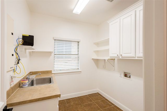 2408 Lady Of The Lake Boulevard, Lewisville, TX 75056