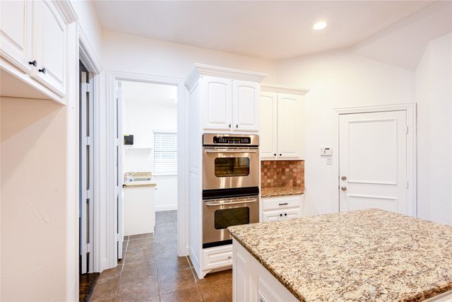 2408 Lady Of The Lake Boulevard, Lewisville, TX 75056