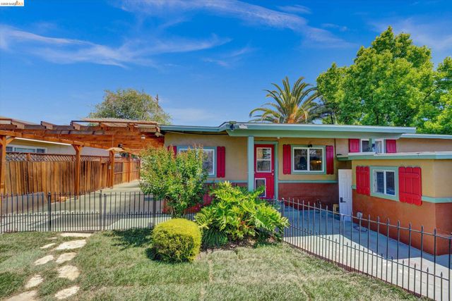 2801 Richard Ave, Concord, CA 94520