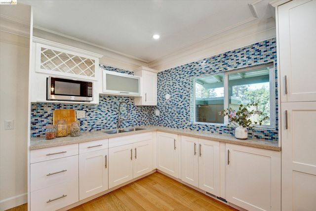 2801 Richard Ave, Concord, CA 94520