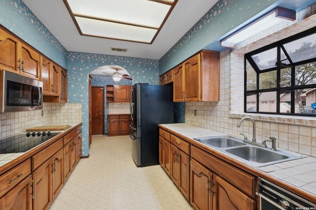 2031 Riva Ridge, San Antonio, TX 78248