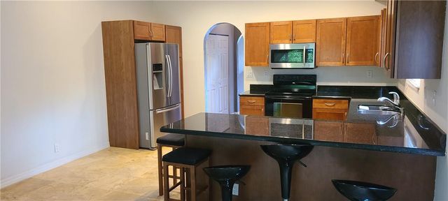 735 NW 1st Avenue, Fort Lauderdale, FL 33311