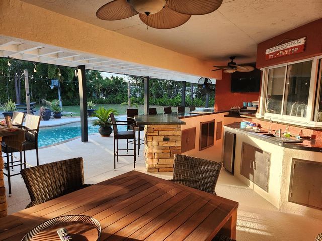 6303 Royal Palm Beach Boulevard, West Palm Beach, FL 33412