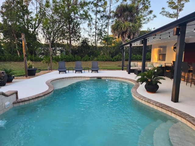 6303 Royal Palm Beach Boulevard, West Palm Beach, FL 33412
