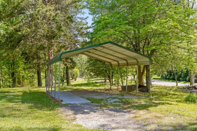 1013 Hotwater Road, Soddy Daisy, TN 37379