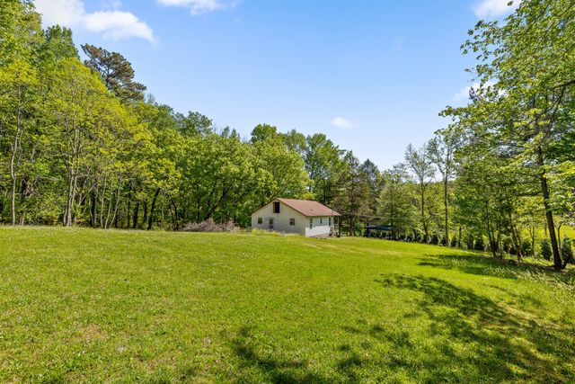 1013 Hotwater Road, Soddy Daisy, TN 37379