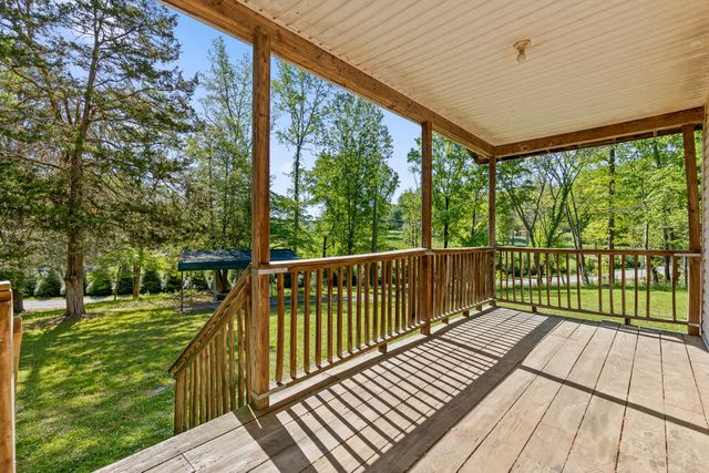 1013 Hotwater Road, Soddy Daisy, TN 37379