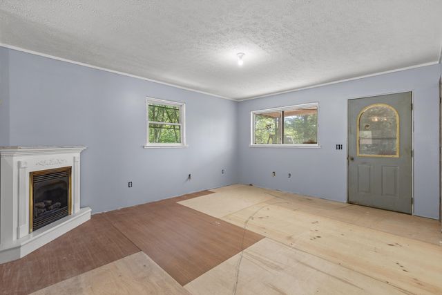 1013 Hotwater Road, Soddy Daisy, TN 37379
