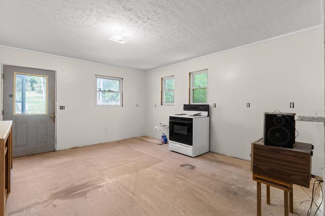 1013 Hotwater Road, Soddy Daisy, TN 37379