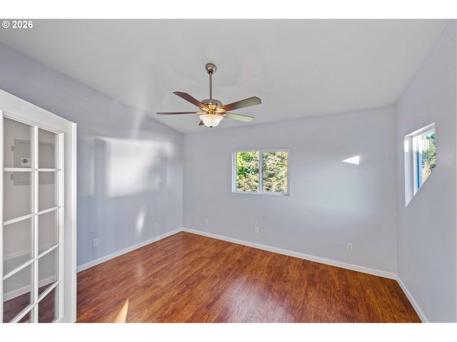 66599 QUAIL Rd, North Bend, OR 97459