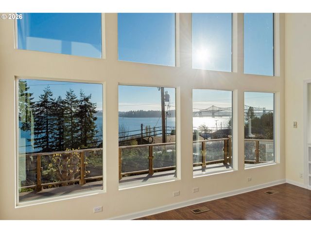 66599 QUAIL Rd, North Bend, OR 97459