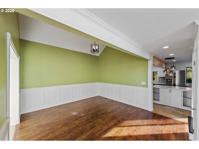 66599 QUAIL Rd, North Bend, OR 97459