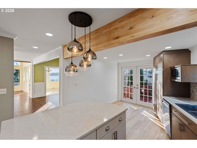 66599 QUAIL Rd, North Bend, OR 97459