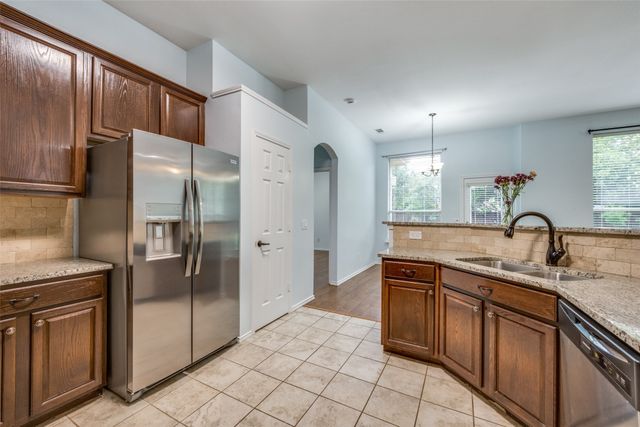 1617 Redwood Drive, Corinth, TX 76210