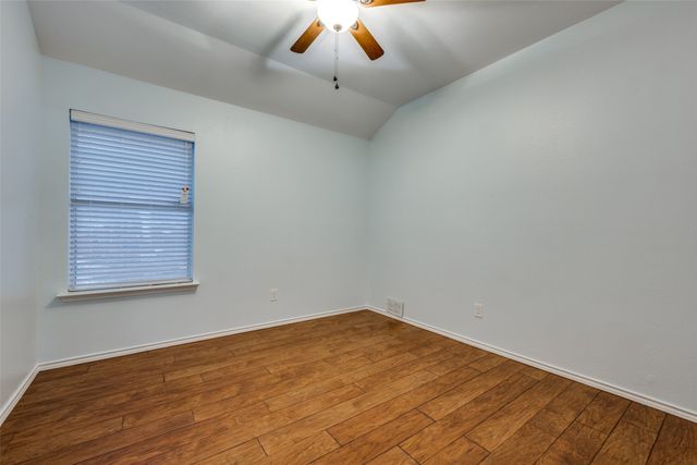 1617 Redwood Drive, Corinth, TX 76210