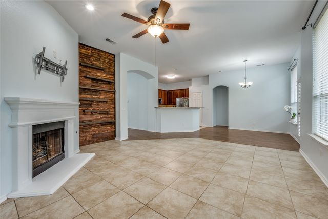 1617 Redwood Drive, Corinth, TX 76210