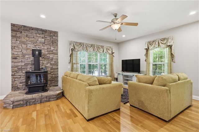 250 Prospectors Way, Lexington, NC 27292
