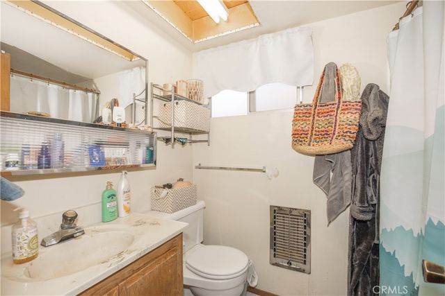 33075 Blue Bird Lane, Running Springs, CA 92382