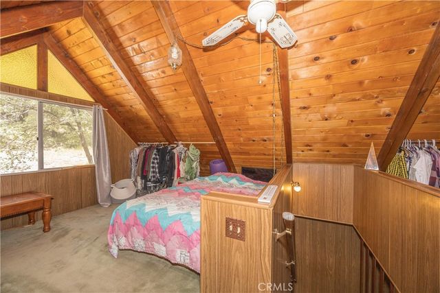 33075 Blue Bird Lane, Running Springs, CA 92382