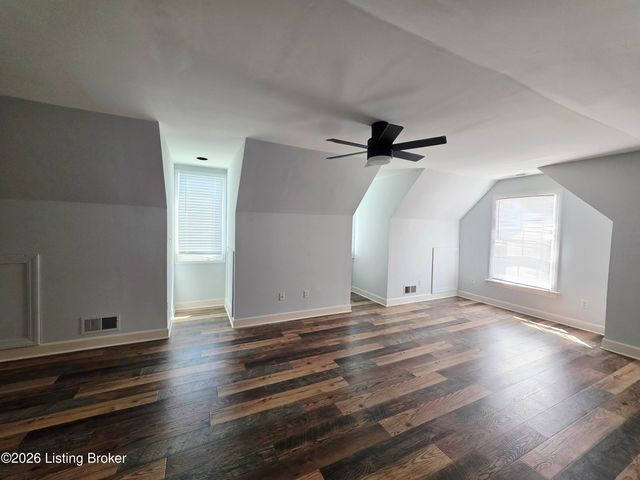 11315 Top Walnut Loop, Louisville, KY 40229