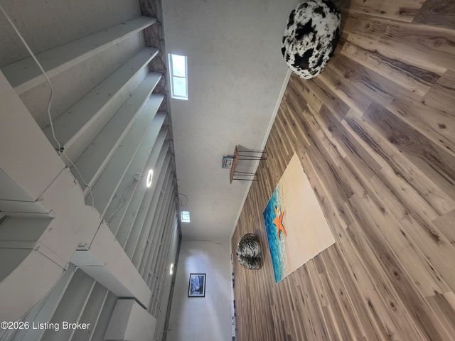 11315 Top Walnut Loop, Louisville, KY 40229