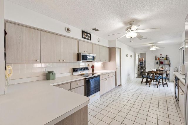 9619 SE 174TH PLACE ROAD, Summerfield, FL 34491