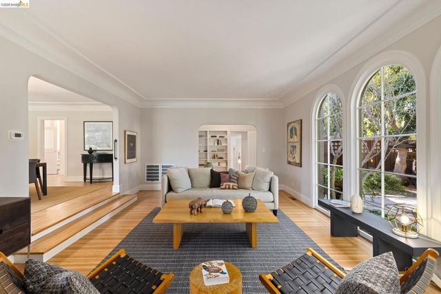 1668 San Lorenzo Ave, Berkeley, CA 94707