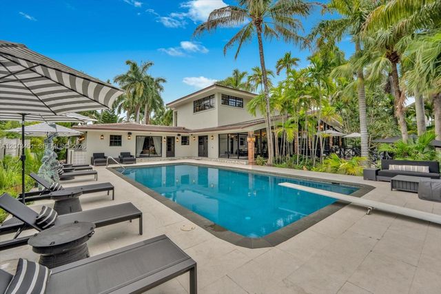 980 Belle Meade Island Drive, Miami, FL 33138