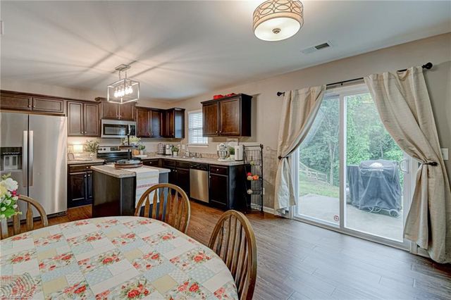 4258 Salem Springs Court, Winston-salem, NC 27101