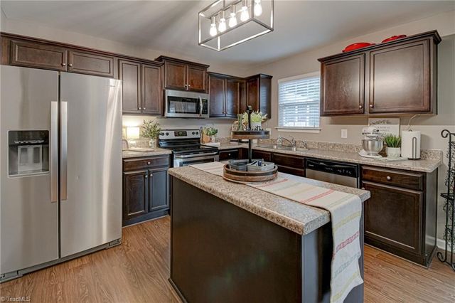 4258 Salem Springs Court, Winston-salem, NC 27101