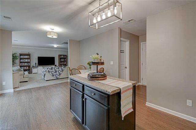 4258 Salem Springs Court, Winston-salem, NC 27101