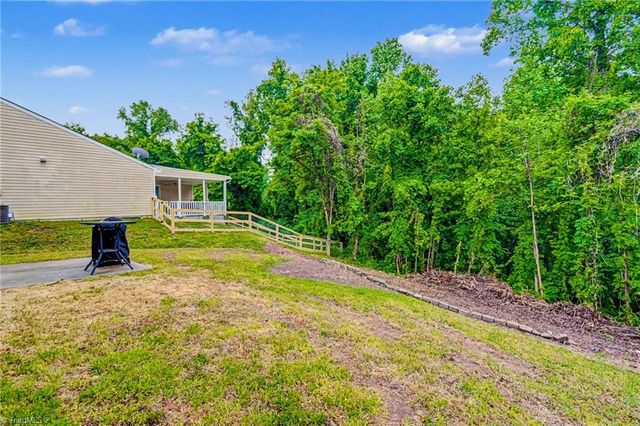 4258 Salem Springs Court, Winston-salem, NC 27101