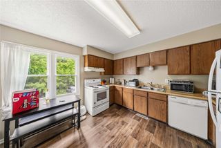 815 E Mckinley Avenue, Des Moines, IA 50315